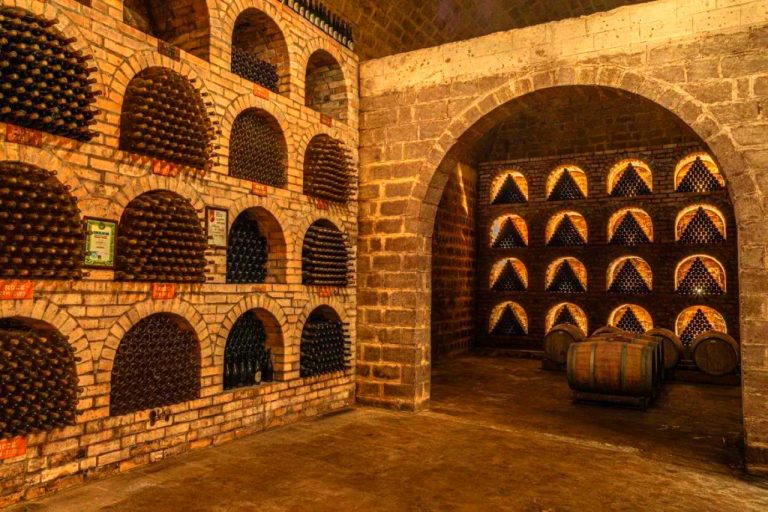 Chabiant Winery Hotel