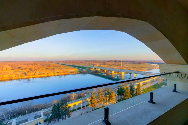 Yevlakh City Hotel