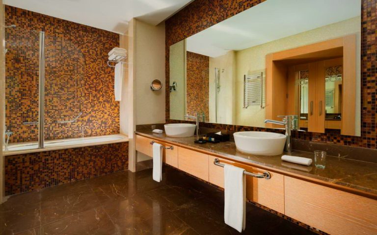 Badamdar Hotel and Residences