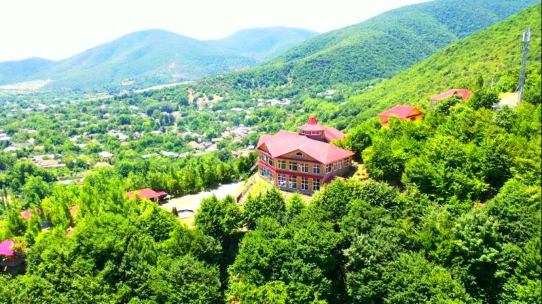 Kungut Hotel & Restaurant