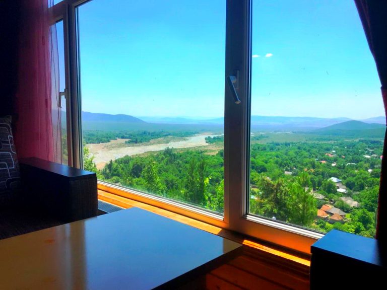 Kungut Hotel & Restaurant