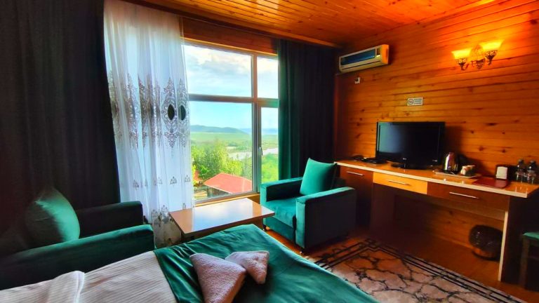 Kungut Hotel & Restaurant