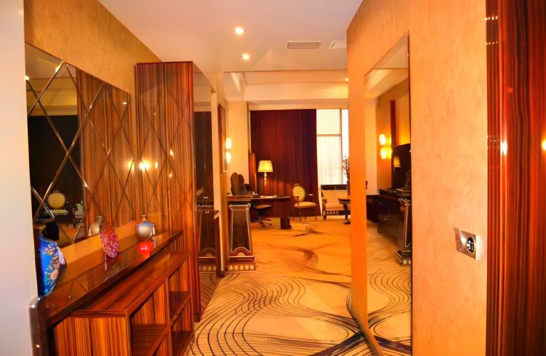 Mariana Trench Hotel & Leisure Resort