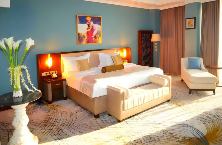 Mariana Trench Hotel & Leisure Resort