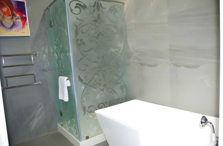 Mariana Trench Hotel & Leisure Resort