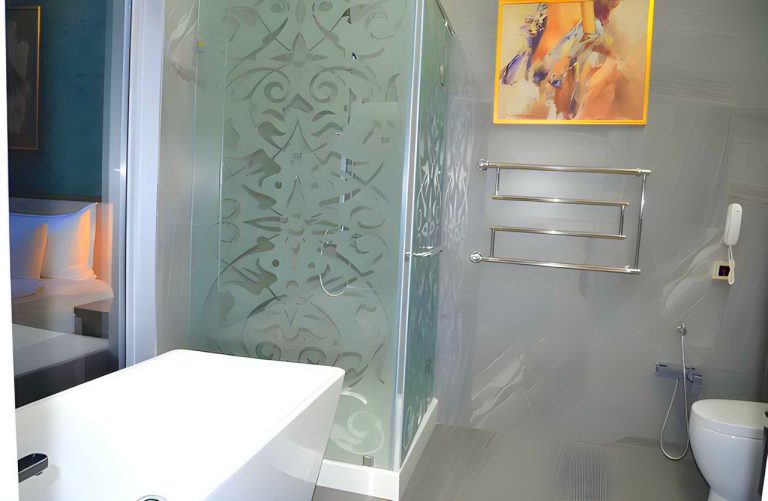 Mariana Trench Hotel & Leisure Resort