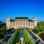 Qafqaz Riverside Hotel