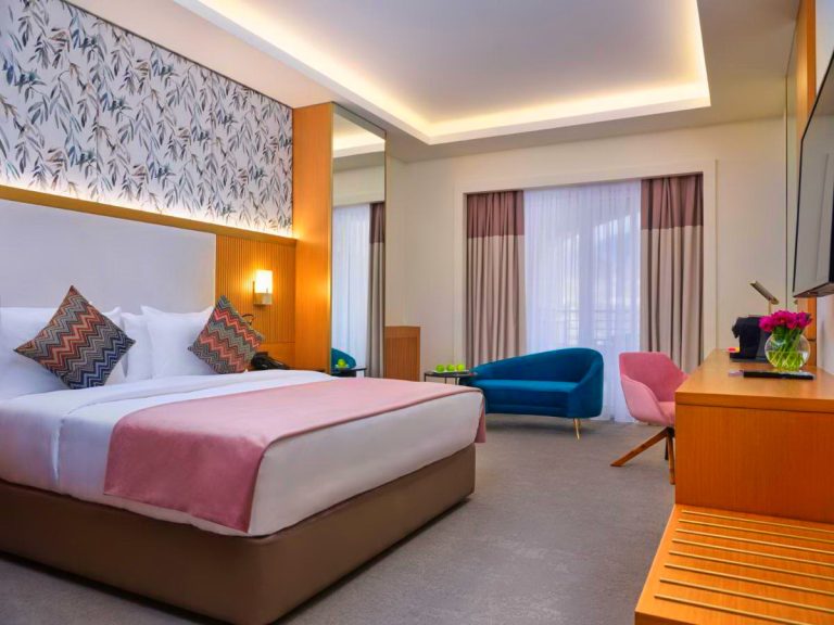 Qafqaz Riverside Hotel