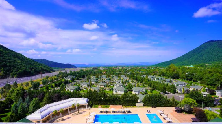 Qafqaz Riverside Hotel