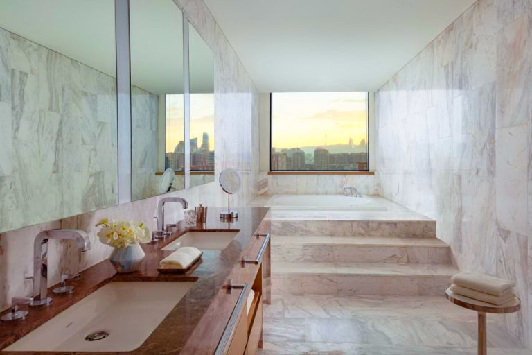 The Ritz-Carlton, Baku
